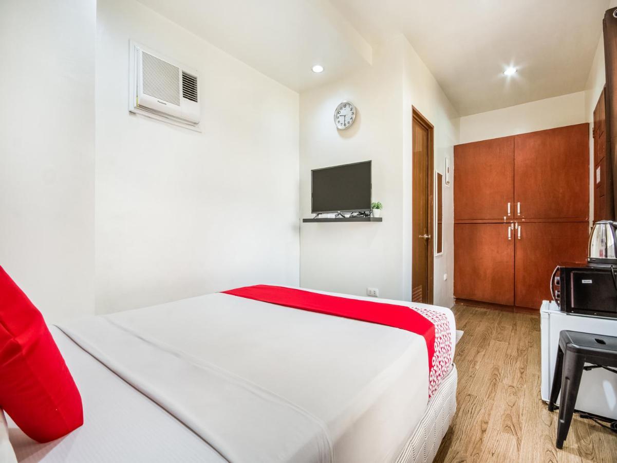 Oyo 443 Maria Cristina Arcade Suites Cebu Ngoại thất bức ảnh