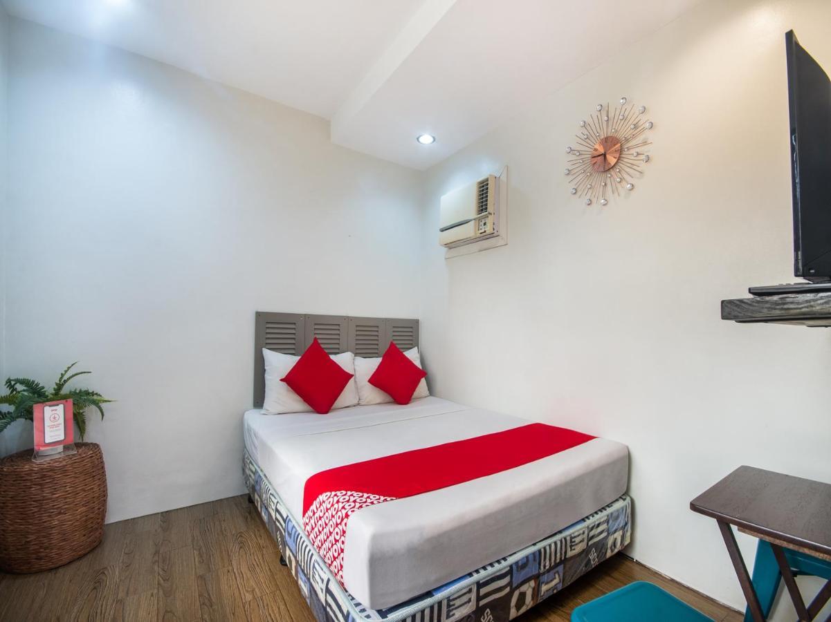 Oyo 443 Maria Cristina Arcade Suites Cebu Ngoại thất bức ảnh