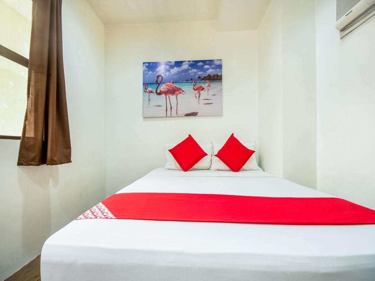 Oyo 443 Maria Cristina Arcade Suites Cebu Ngoại thất bức ảnh