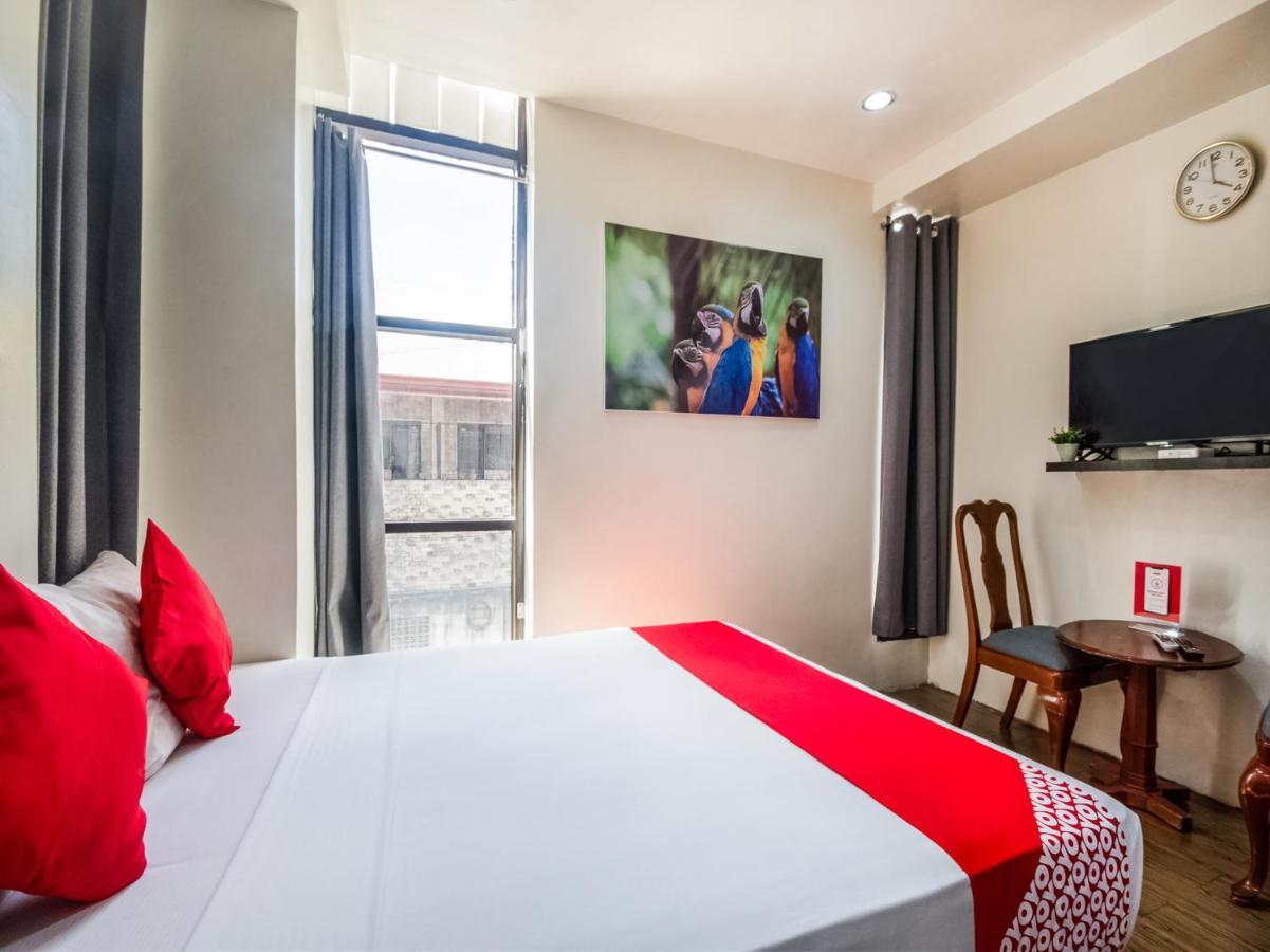Oyo 443 Maria Cristina Arcade Suites Cebu Ngoại thất bức ảnh