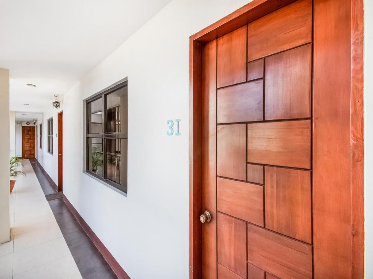 Oyo 443 Maria Cristina Arcade Suites Cebu Ngoại thất bức ảnh