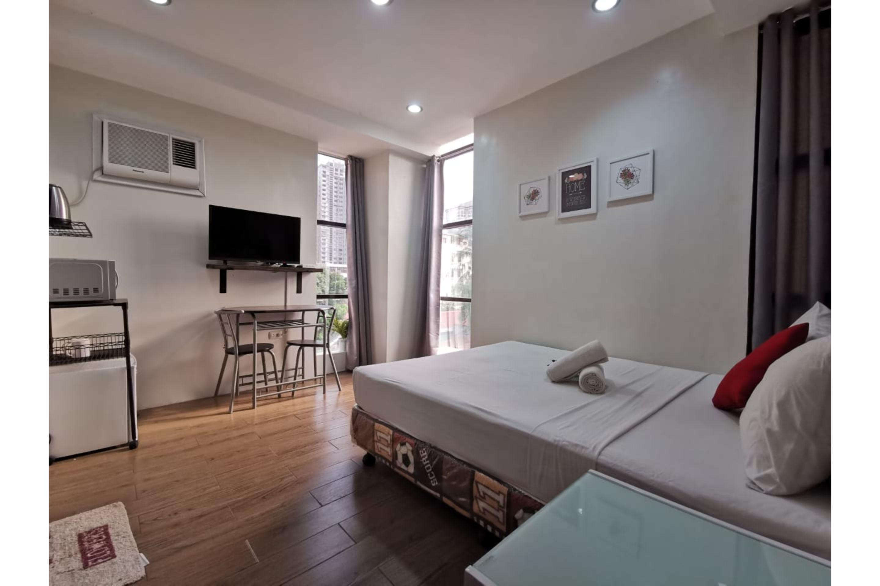 Oyo 443 Maria Cristina Arcade Suites Cebu Ngoại thất bức ảnh